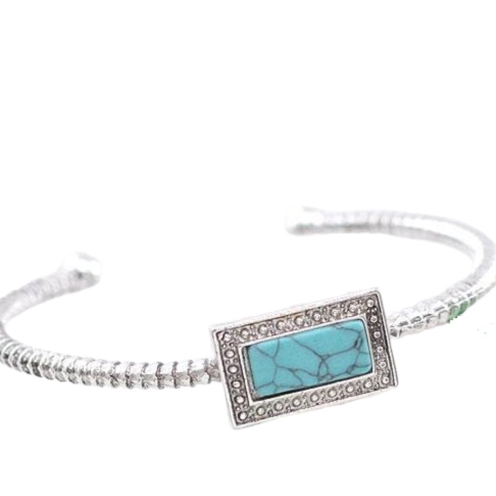 Pendant Turquoise Cuff Bracelet